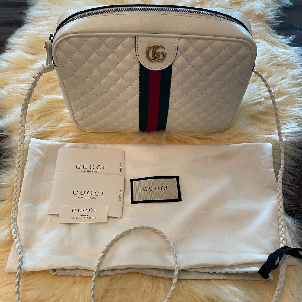 Gucci White Quilted Shoulder Bag with Red and Green Stripe